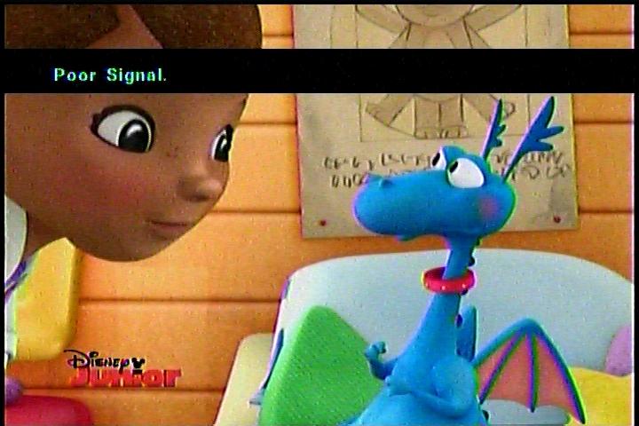 Pifie en Disney Junior en Claro TV Colombia (19/11/2014)