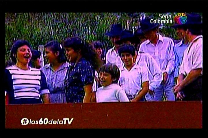 Mosca Señal Colombia con hashtag #los60delaTV (Octubre 2014)