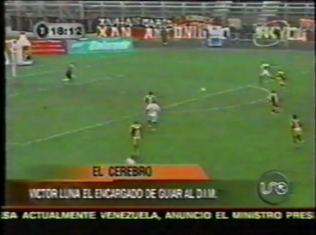 Logo en Pantalla Noticias Uno 2002-2003?