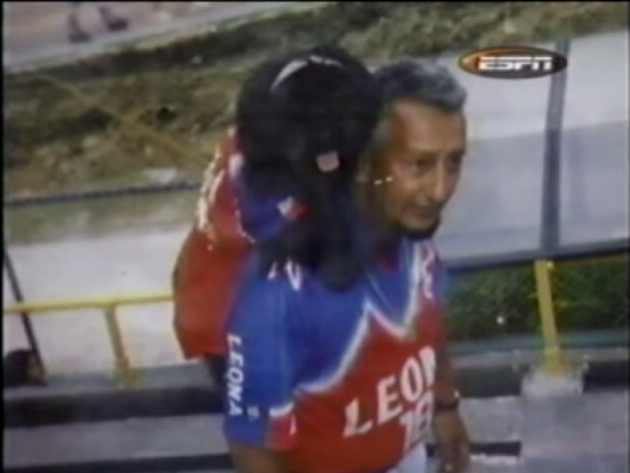 Mosca ESPN Latinoamérica 2003-2004