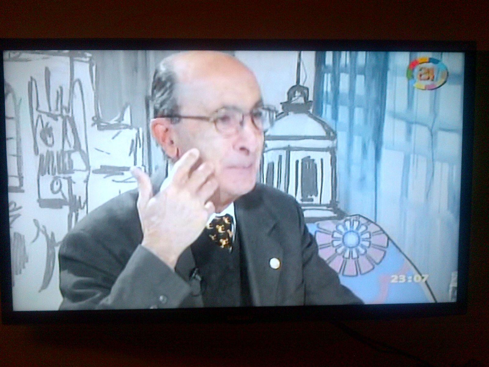 Logo en pantalla Canal 21 Buenos Aires (2014)